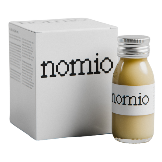 Nomio（ノミオ）スポーツ栄養ドリンクのボトルと4本セットパック。ブロッコリースプラウト由来のパフォーマンスサポート飲料。